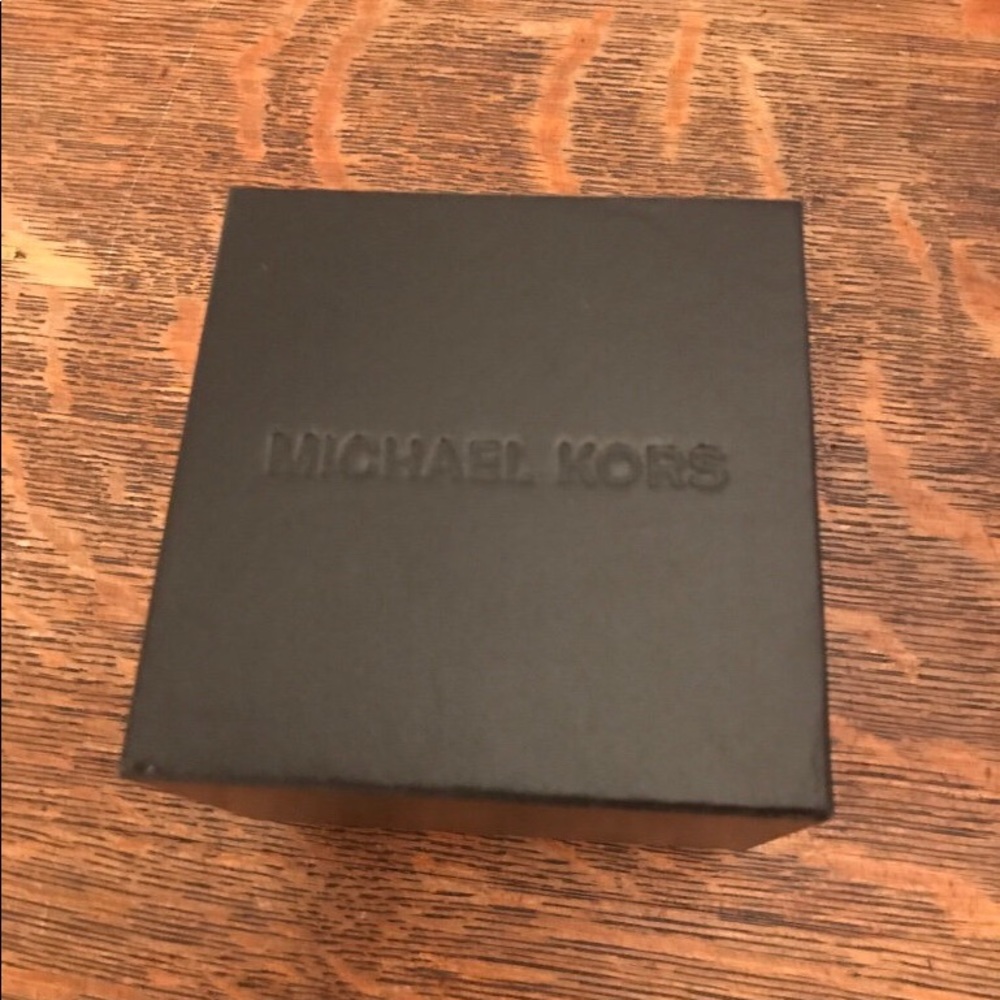 Michael Kora Rope Watch - Picture 3 of 3